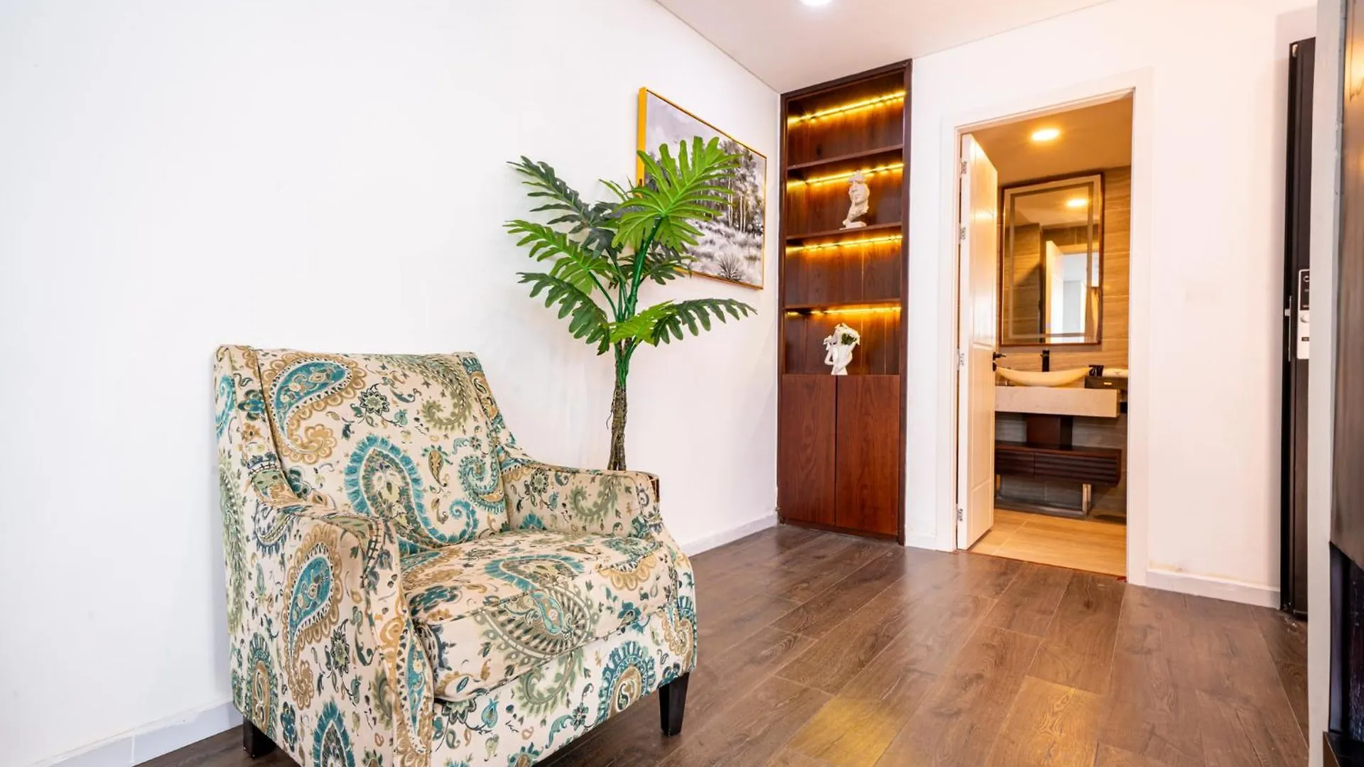 Cami Riverside Resort Da Nang
