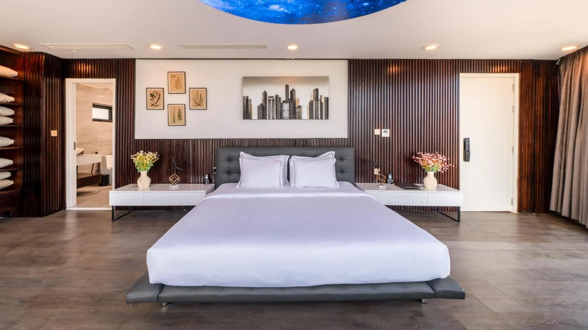 Cami Riverside Resort Da Nang Vietnam