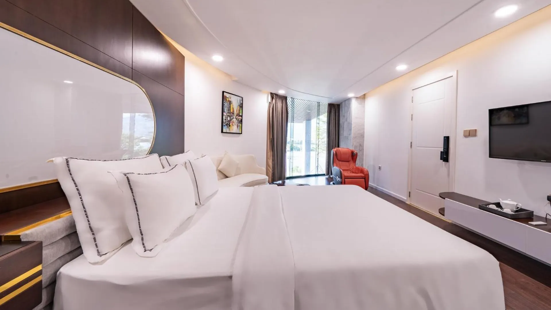 Cami Riverside Resort Da Nang Hotel