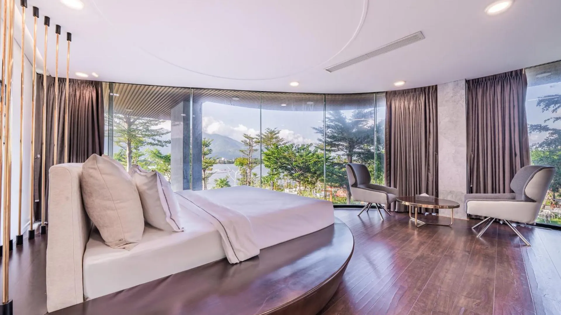 Cami Riverside Resort Da Nang