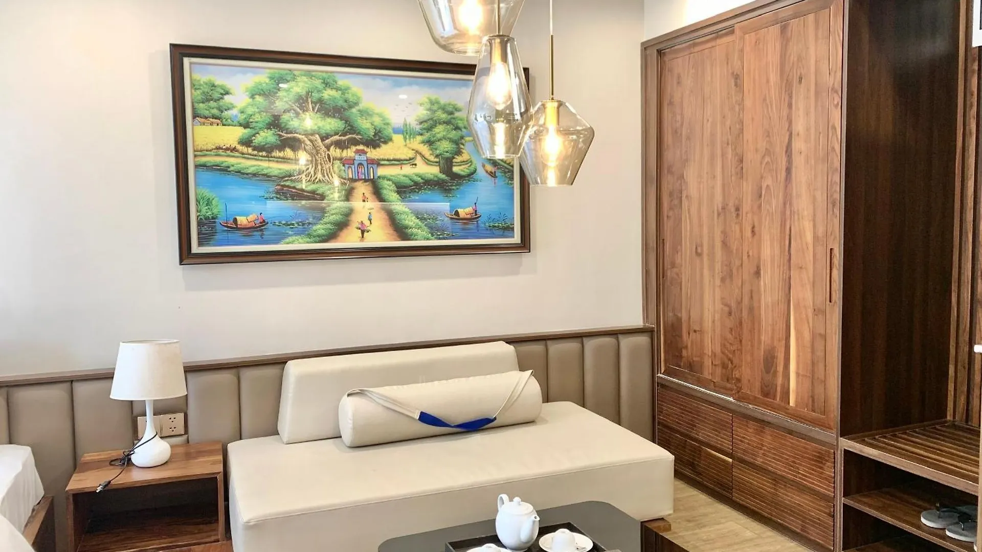 Cami Riverside Resort Da Nang Hotel